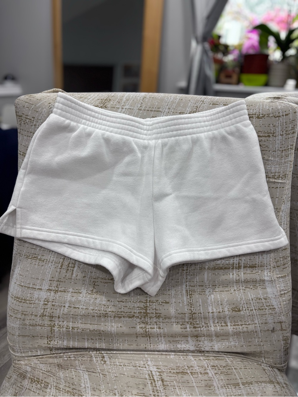 TNA white cozy fleece short xs